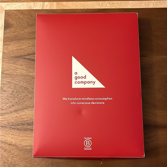 Plant-Based iPhone 13 Case - Picture 7 of 10